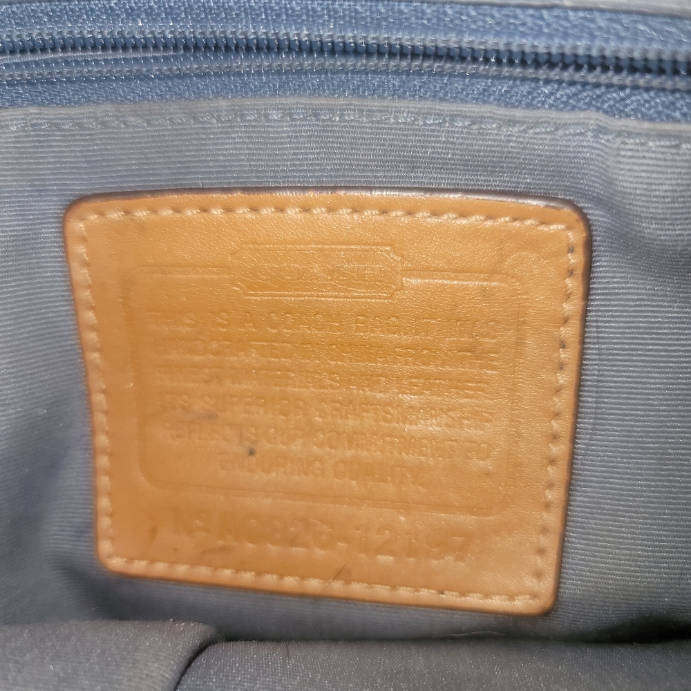 Dooney n Bourke crossbody